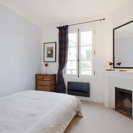 Apartment Montmartre Moquet