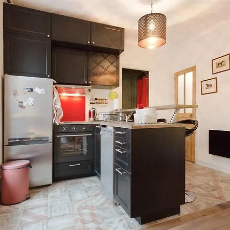 Apartment Montmartre Moquet